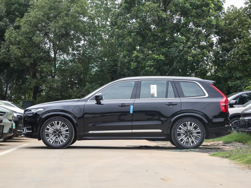 眉山沃尔沃XC90新能源正在优惠，最新报价70.89万！现车充足